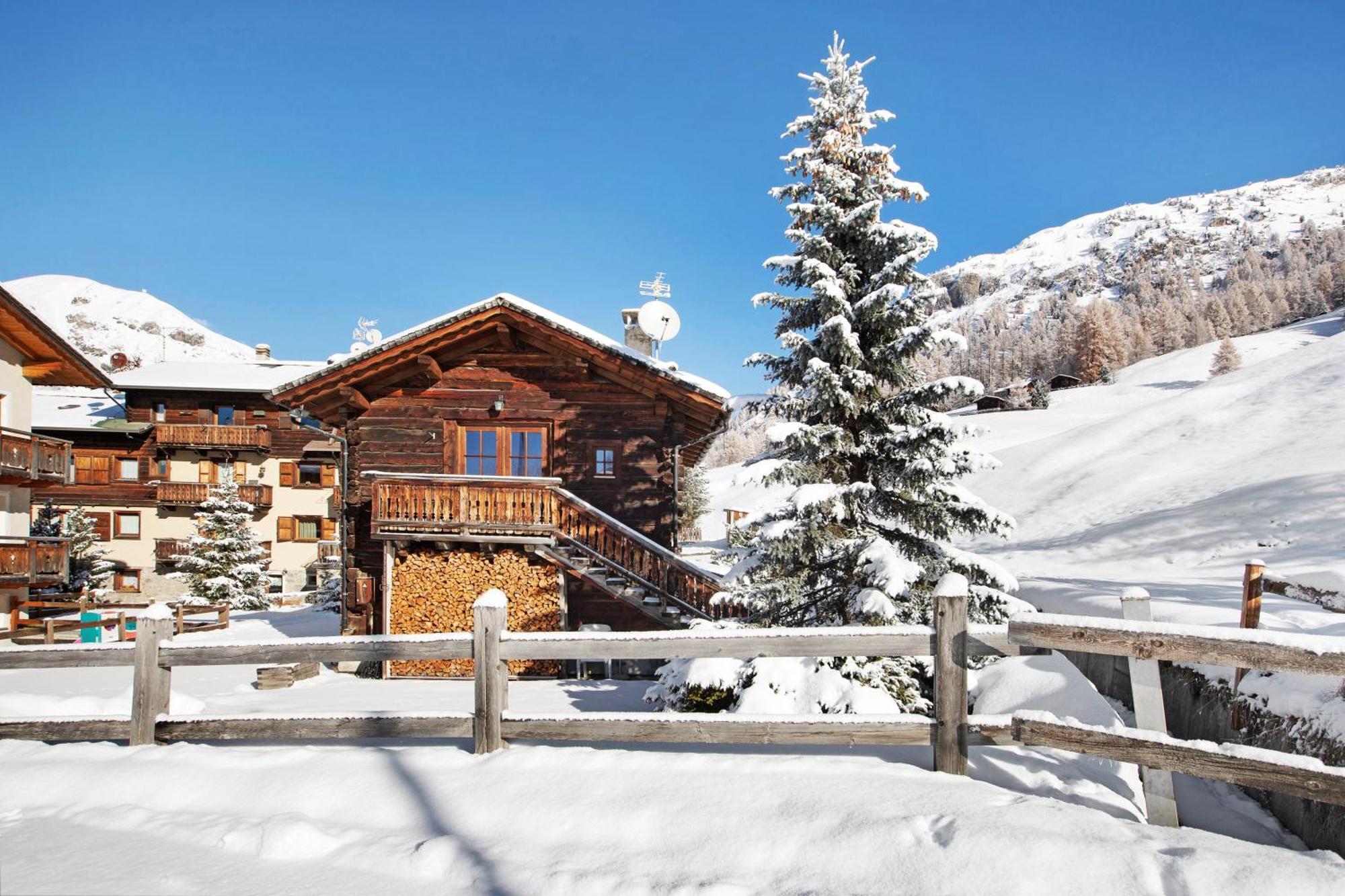 Ferienwohnung Al Bait Da Marangona Livigno Exterior foto