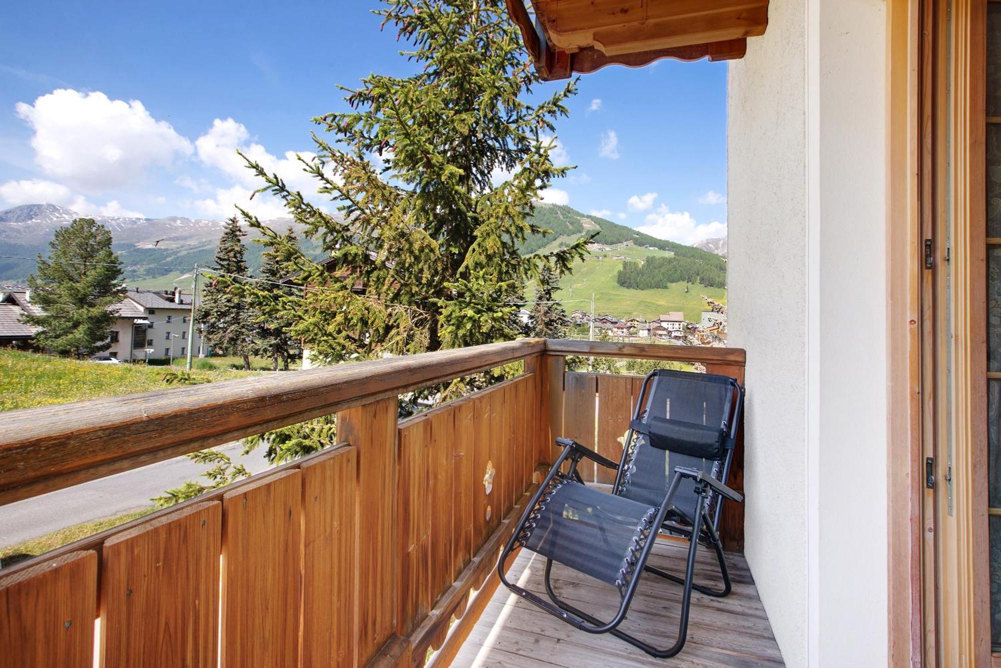 Ferienwohnung Al Bait Da Marangona Livigno Exterior foto